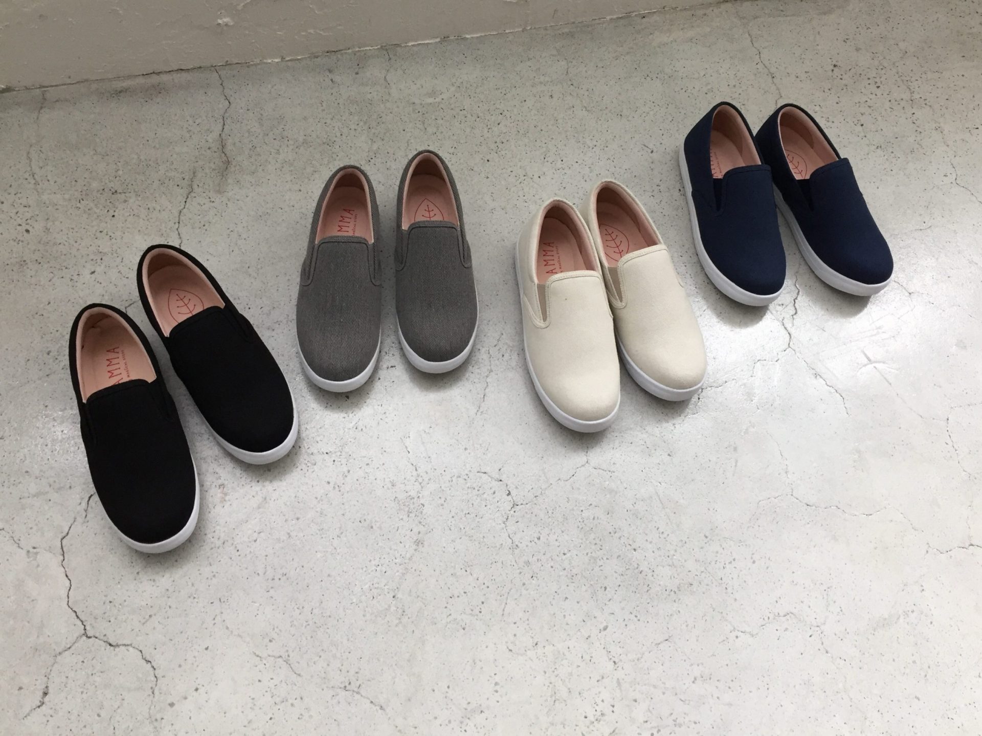 妊娠時の腰痛の乗りきり方 原因と対処法は骨盤にあり 靴と脚悩みコラム 幅広のパンプス 靴 3e 4e など フィットパートナー公式ストア 妊娠時の腰痛の乗りきり方 原因と対処法は骨盤にあり 靴と脚悩みコラム 幅広のパンプス 靴 3e 4e など フィットパートナー公式ストア